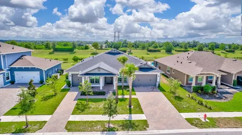 870 Hookline Circle Loxahatchee FL 33470