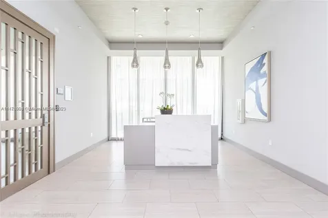 5300 Nw 85th Avenue Doral FL 33166