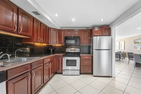 1600 S Ocean Drive Hollywood FL 33019