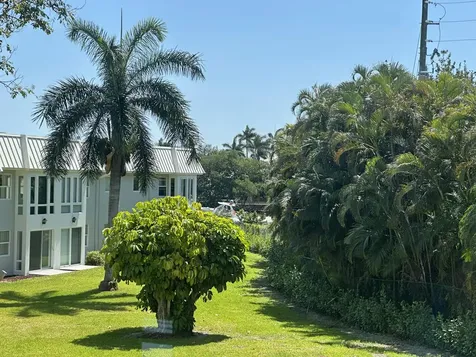 33 Colonial Club Drive Boynton Beach FL 33435