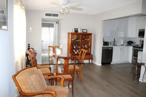 801 Flander Delray Beach FL 33484