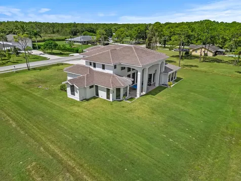 7887 150th Court Palm Beach Gardens FL 33418