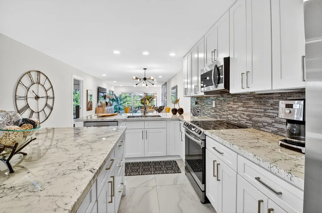 13213 Lucinda Palm Court Delray Beach FL 33484