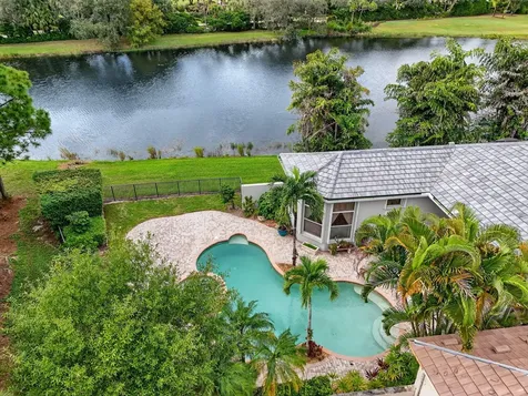 154 Porto Vecchio Way Palm Beach Gardens FL 33418