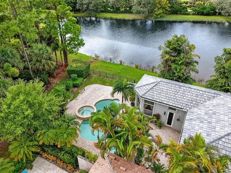 154 Porto Vecchio Way Palm Beach Gardens FL 33418
