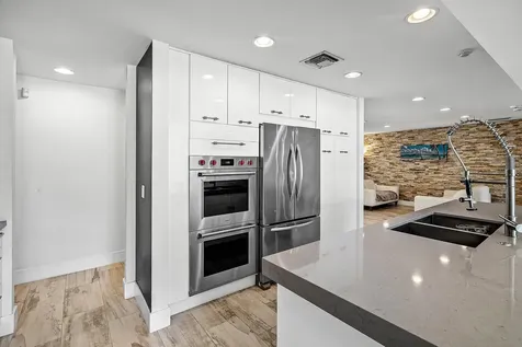 740 Ne 36th Street Boca Raton FL 33431