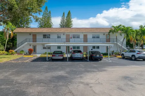 2950 SE Ocean Boulevard Stuart FL 34996