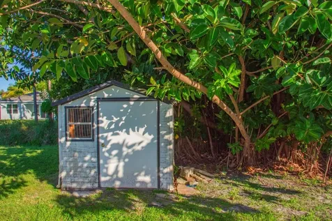 1781 Se Fairfield Street Port Saint Lucie FL 34983