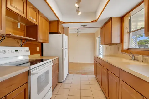1781 Se Fairfield Street Port Saint Lucie FL 34983