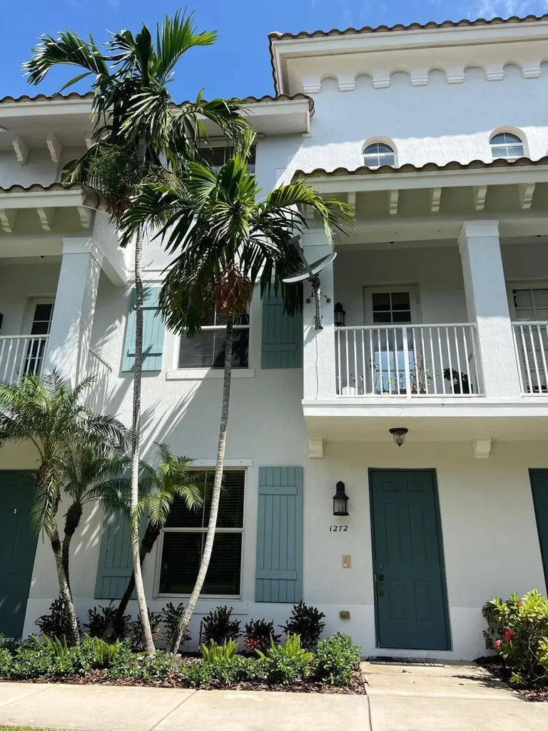 1272 Via Fiume Boynton Beach FL 33426