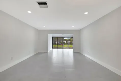 7898 Eastlake Drive Boca Raton FL 33433