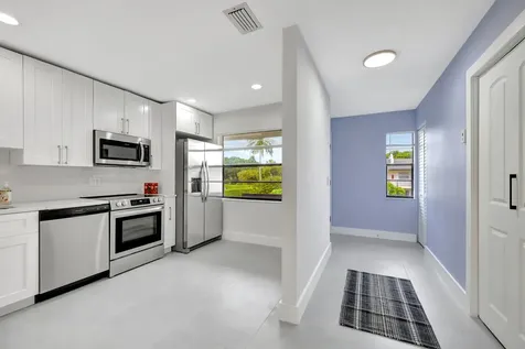 7898 Eastlake Drive Boca Raton FL 33433