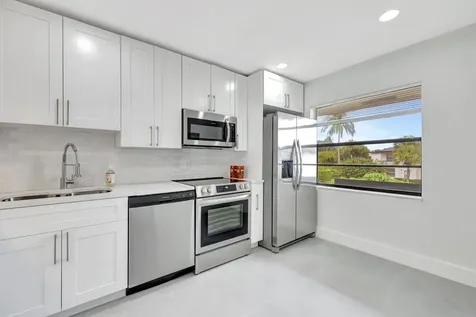 7898 Eastlake Drive Boca Raton FL 33433