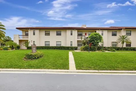 7898 Eastlake Drive Boca Raton FL 33433