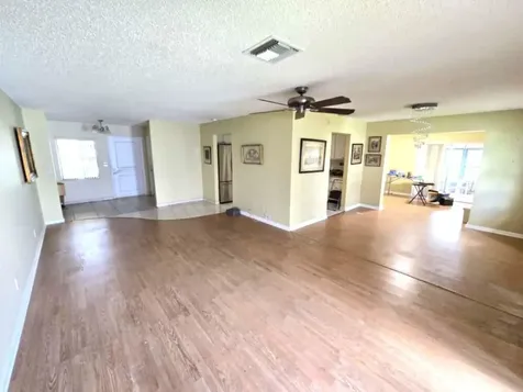 6045 Stanley Lane Delray Beach FL 33484
