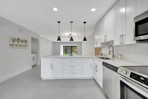 7898 Eastlake Drive Boca Raton FL 33433