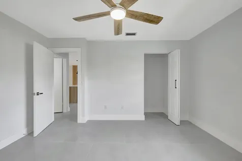 7898 Eastlake Drive Boca Raton FL 33433