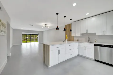 7898 Eastlake Drive Boca Raton FL 33433