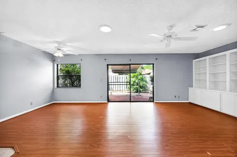 866 Nw 25th Avenue Delray Beach FL 33445