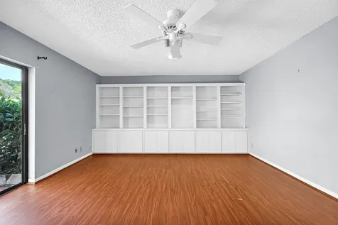 866 Nw 25th Avenue Delray Beach FL 33445
