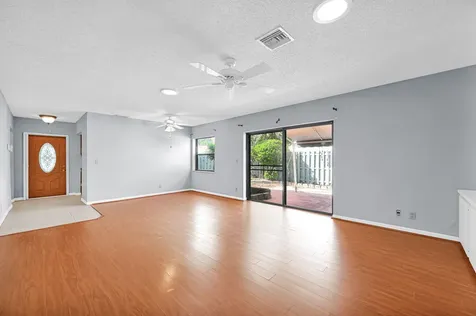866 Nw 25th Avenue Delray Beach FL 33445