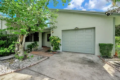 866 Nw 25th Avenue Delray Beach FL 33445