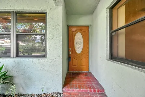 866 Nw 25th Avenue Delray Beach FL 33445