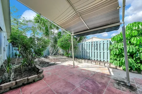 866 Nw 25th Avenue Delray Beach FL 33445