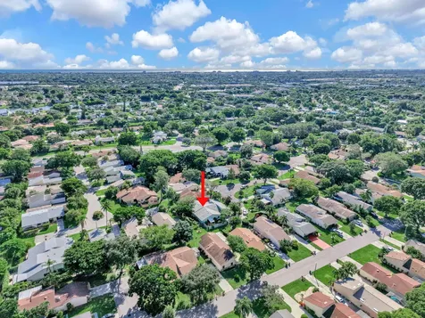 866 Nw 25th Avenue Delray Beach FL 33445