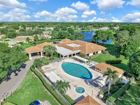 866 Nw 25th Avenue Delray Beach FL 33445
