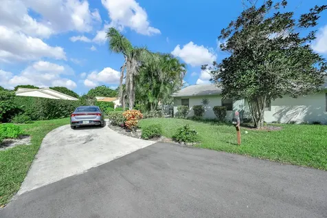 866 Nw 25th Avenue Delray Beach FL 33445
