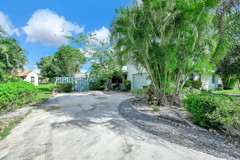 866 Nw 25th Avenue Delray Beach FL 33445
