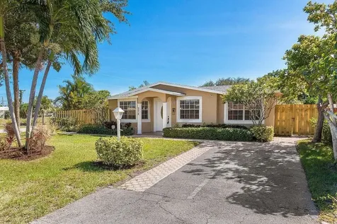 272 Ne 13th Street Delray Beach FL 33483