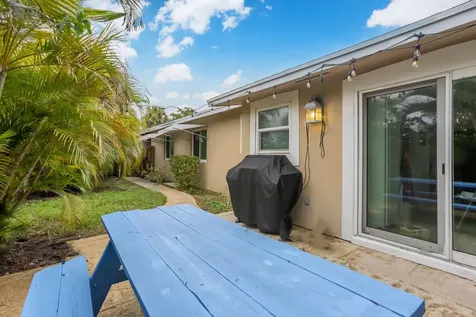272 Ne 13th Street Delray Beach FL 33483