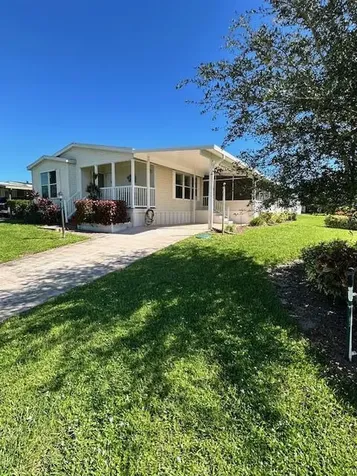 7955 Se Independence Avenue Hobe Sound FL 33455