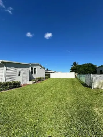 7955 Se Independence Avenue Hobe Sound FL 33455