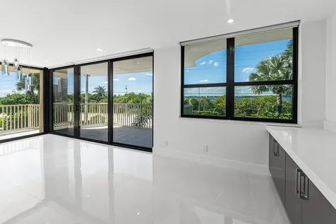 5480 N Ocean Drive Singer Island FL 33404