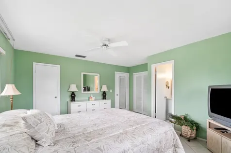 2102 Ne 1st Way Boynton Beach FL 33435