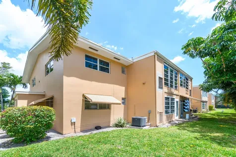 2102 Ne 1st Way Boynton Beach FL 33435