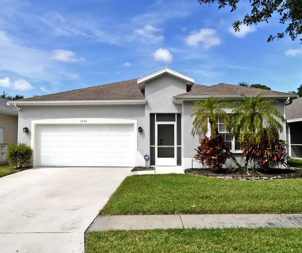 1704 Primrose Court Port Saint Lucie FL 34952
