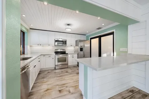 77 Holly Circle Tequesta FL 33469
