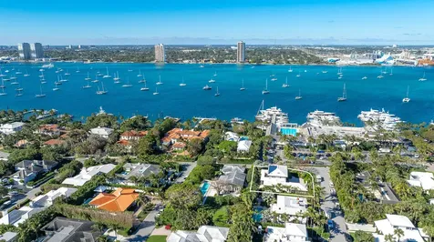 250 Angler Avenue Palm Beach FL 33480
