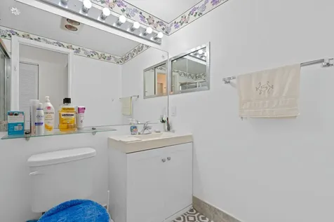 279 Coventry L West Palm Beach FL 33417