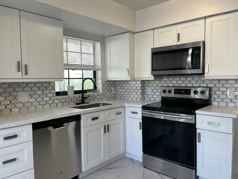 13501 Fountain View Boulevard Wellington FL 33414