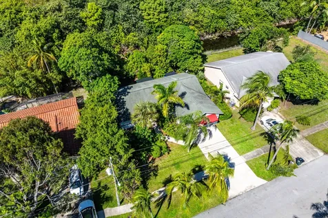 7601 Texas Trail Boca Raton FL 33487