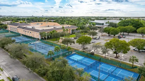 7635 Southampton Terrace Tamarac FL 33321