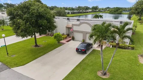9244 Flynn Circle Boca Raton FL 33496