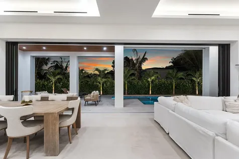 2609 Ne 27 Way Fort Lauderdale FL 33306