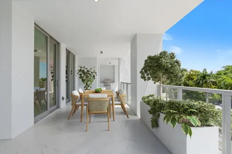 495 E Royal Palm Road Boca Raton FL 33432