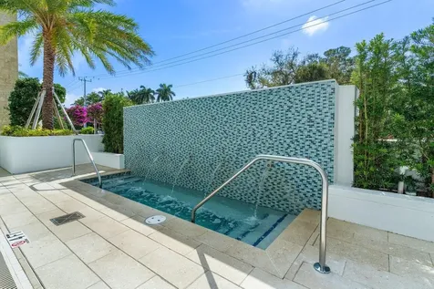 495 E Royal Palm Road Boca Raton FL 33432